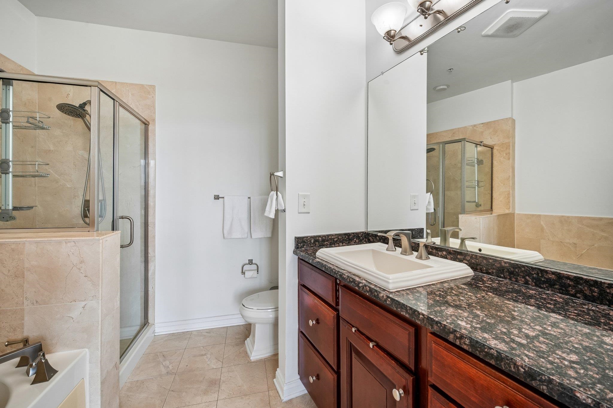 22 AVENUE AT PORT IMPERIAL Unit: 302