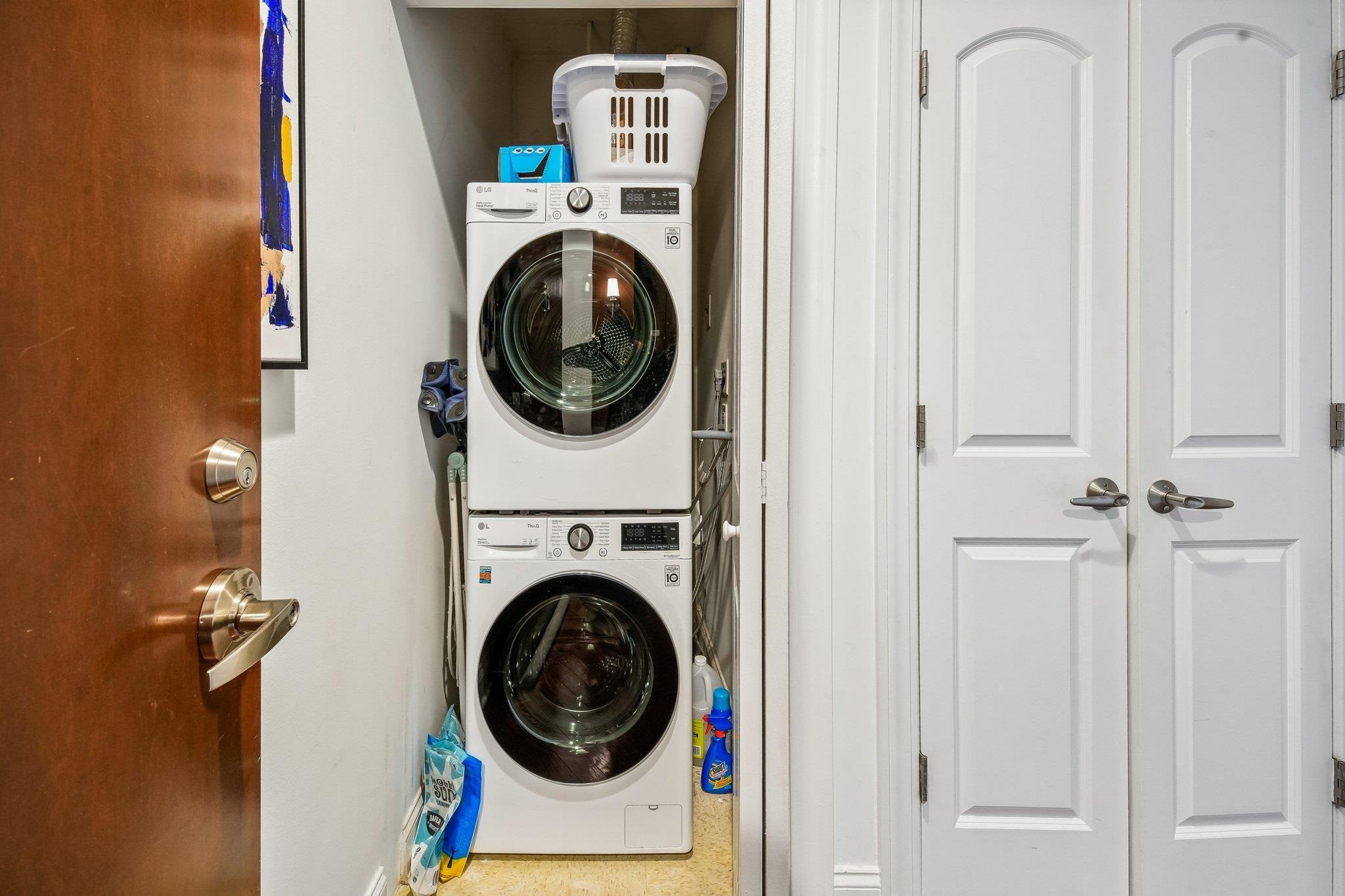 22 AVENUE AT PORT IMPERIAL Unit: 302