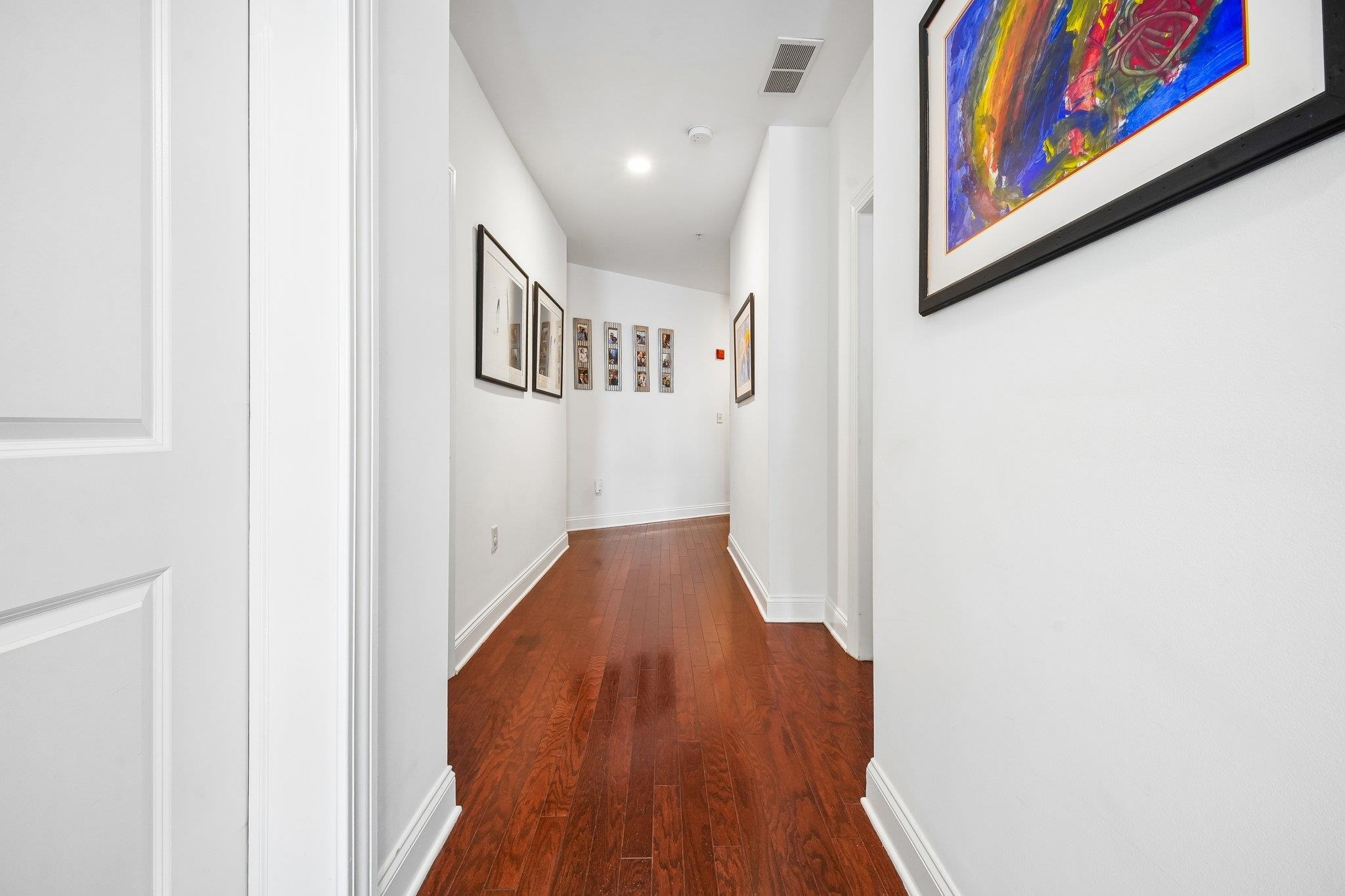 22 AVENUE AT PORT IMPERIAL Unit: 302