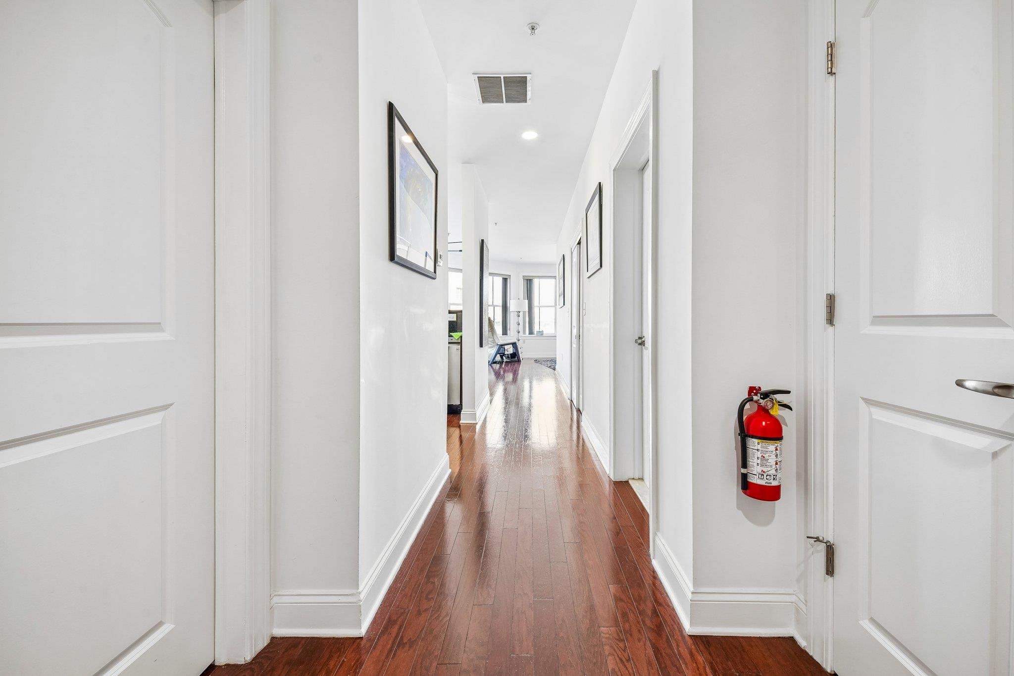 22 AVENUE AT PORT IMPERIAL Unit: 302