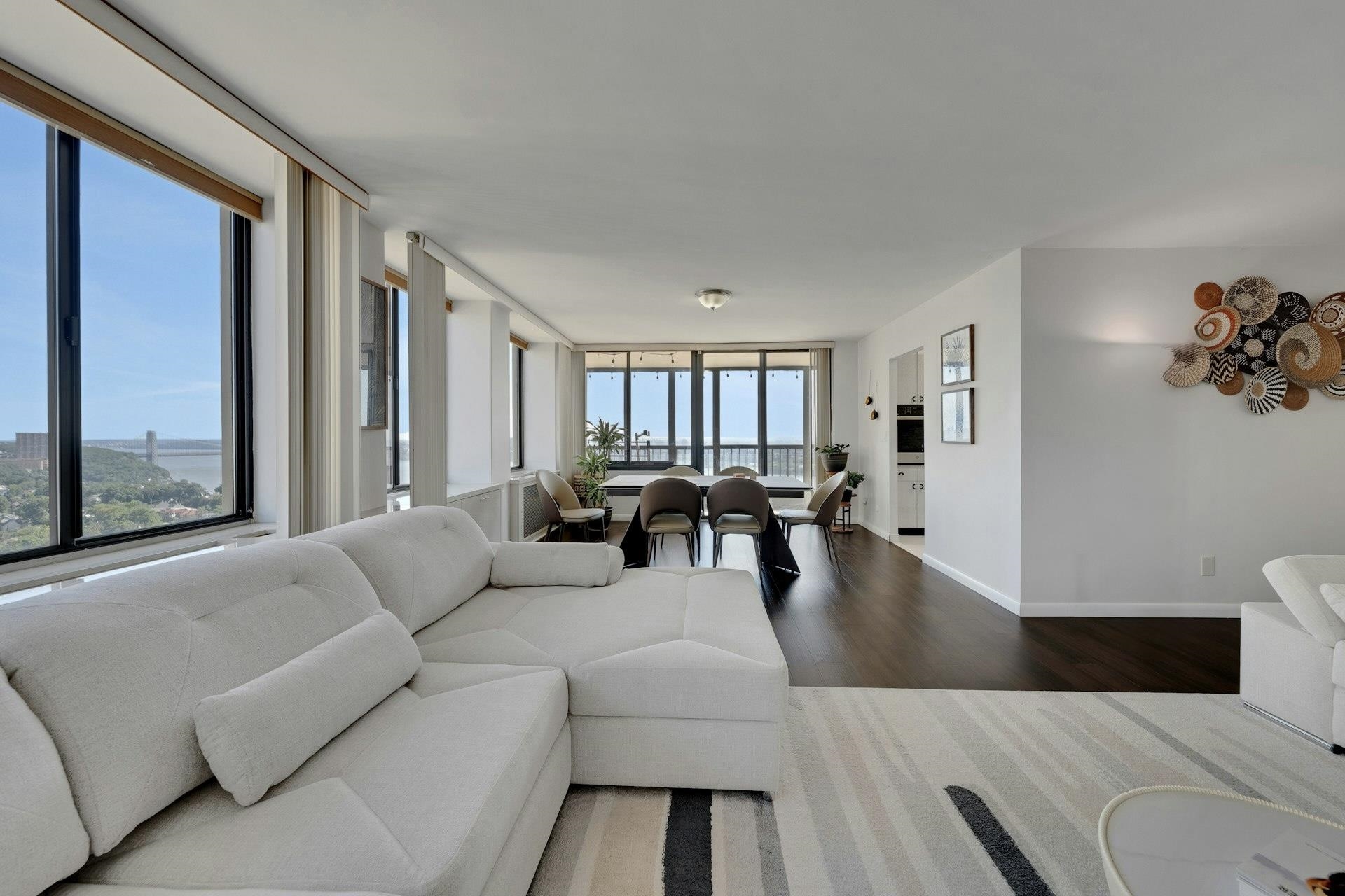200 WINSTON DR Unit: 2504