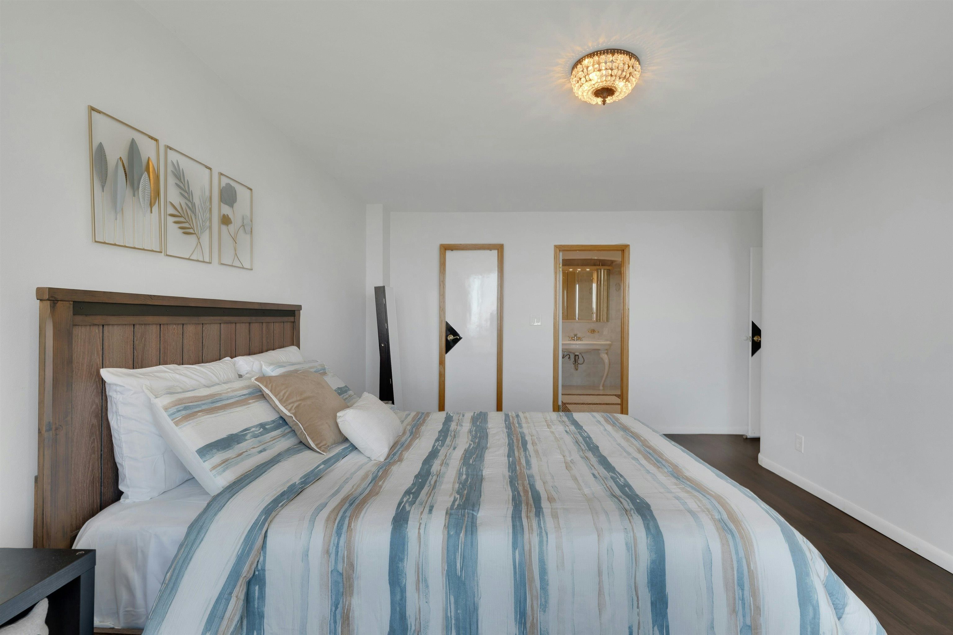 200 WINSTON DR Unit: 2504