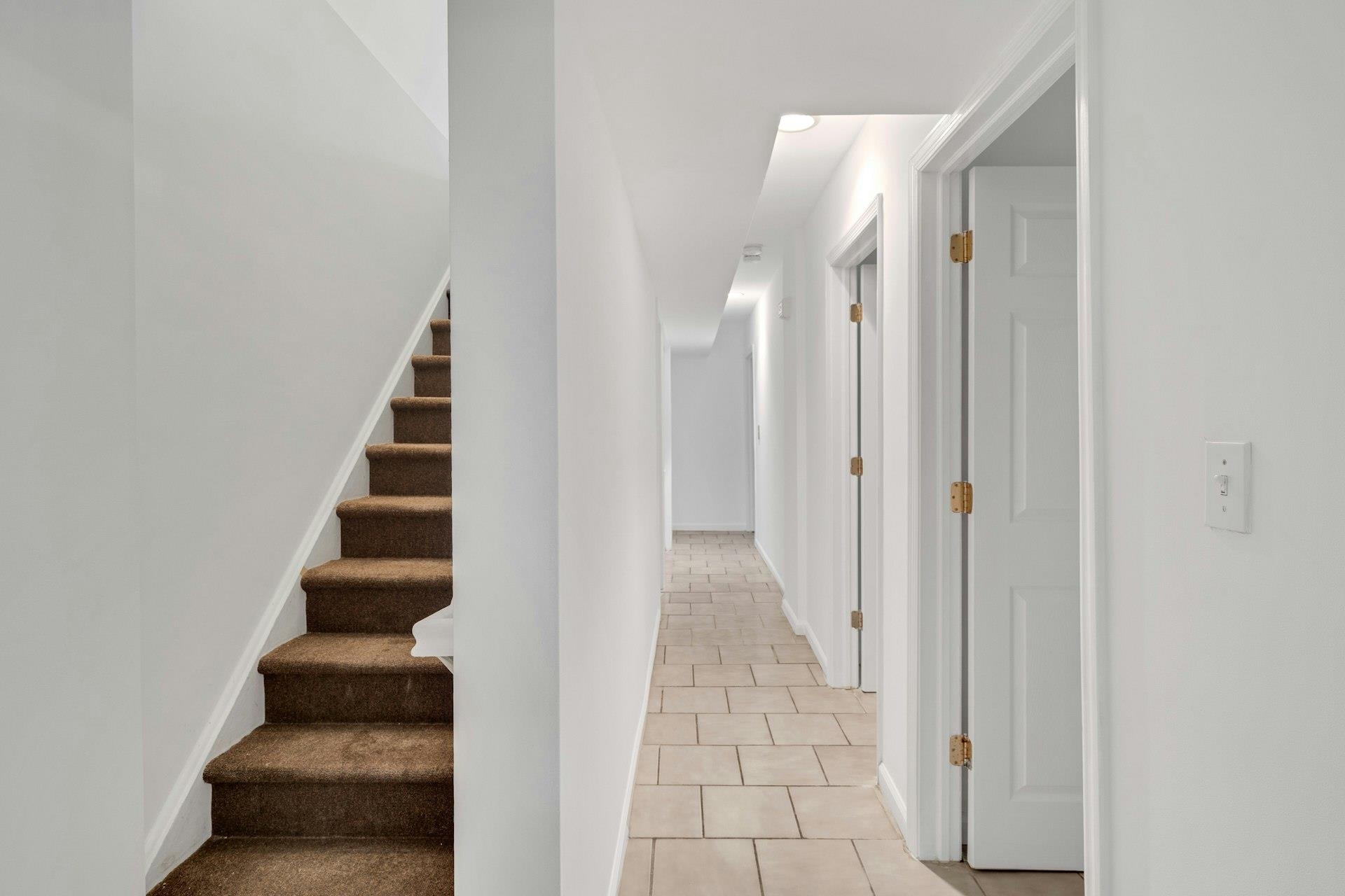 6410 MADISON ST Unit: Apt 1