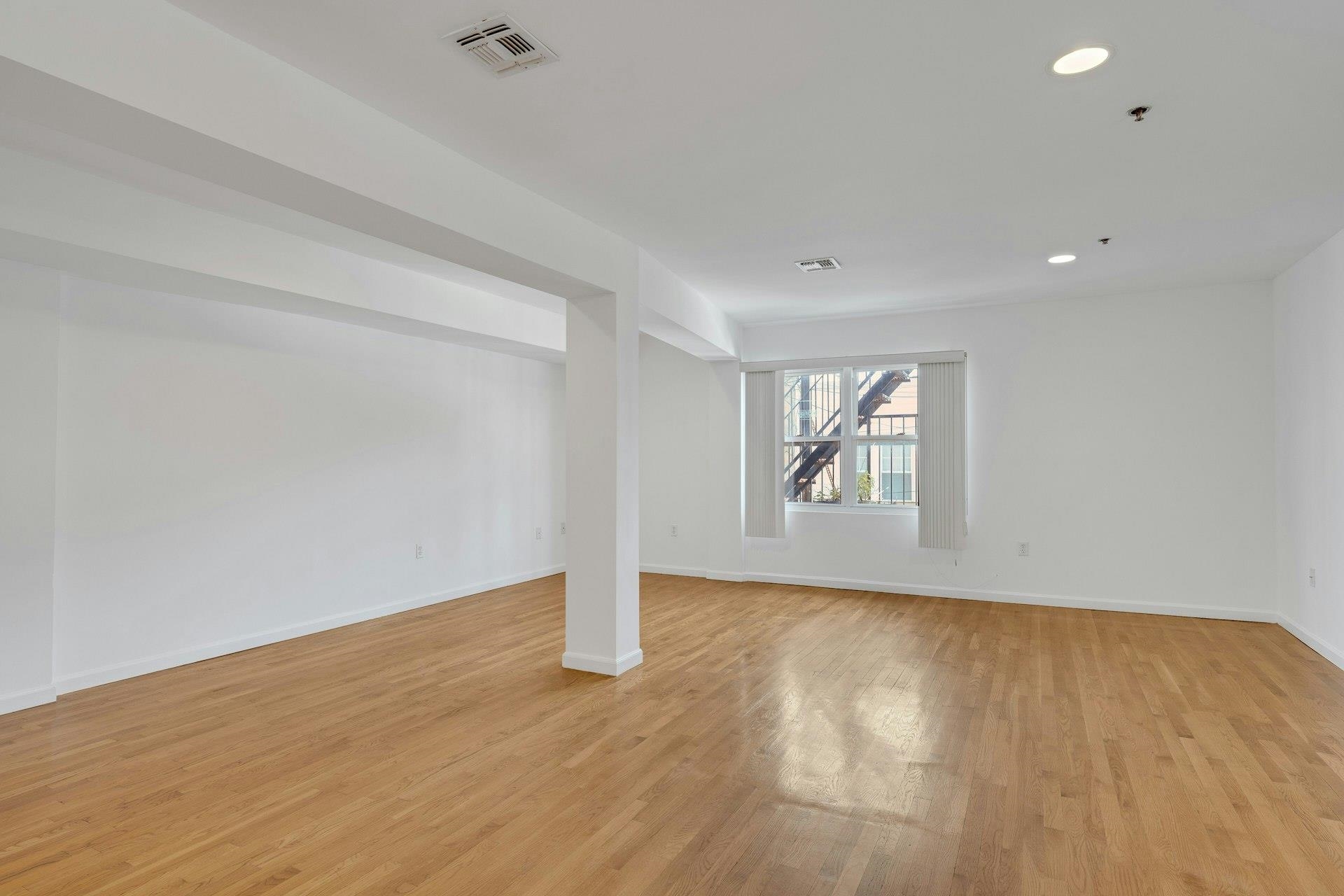 6410 MADISON ST Unit: Apt 1