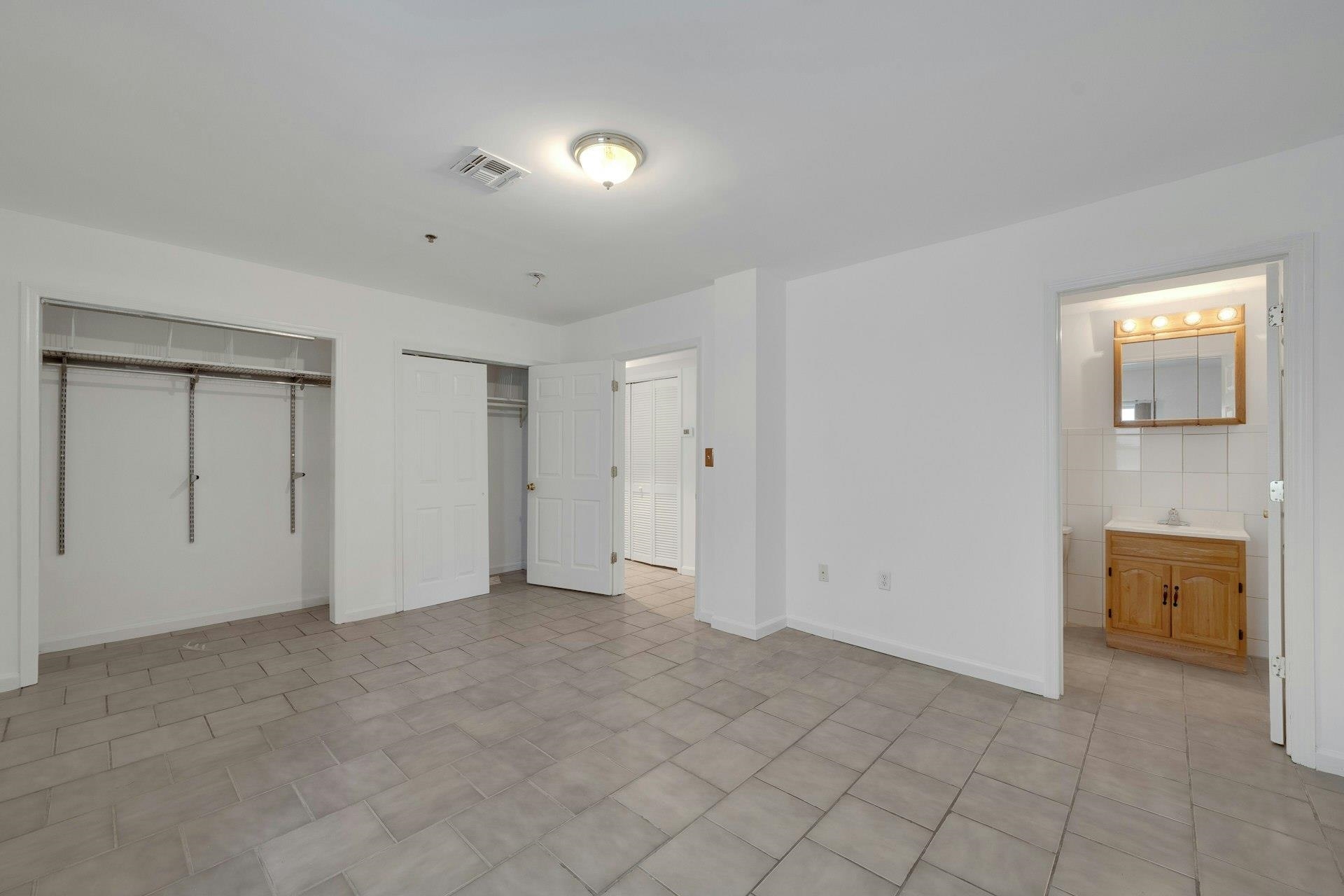 6410 MADISON ST Unit: Apt 1