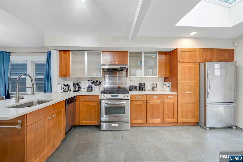 31 72nd Street