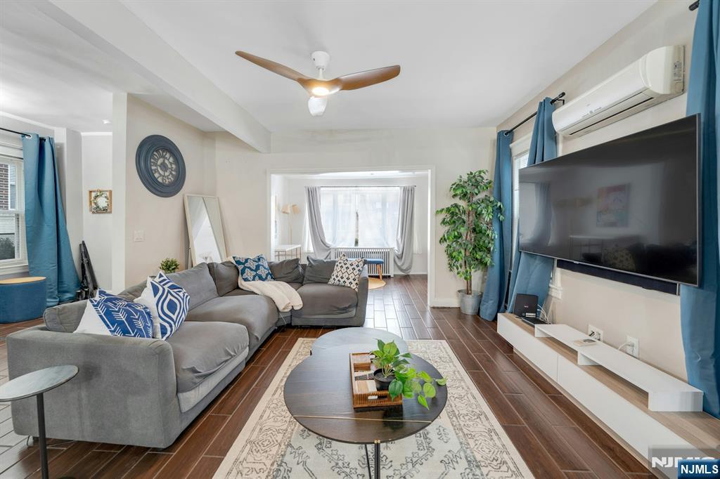 31 72nd Street