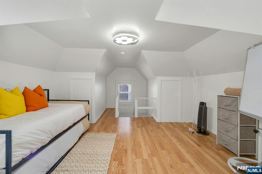 31 72nd Street