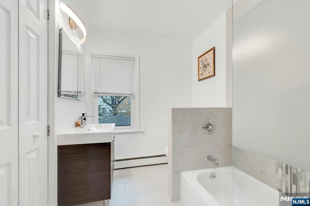 31 72nd Street