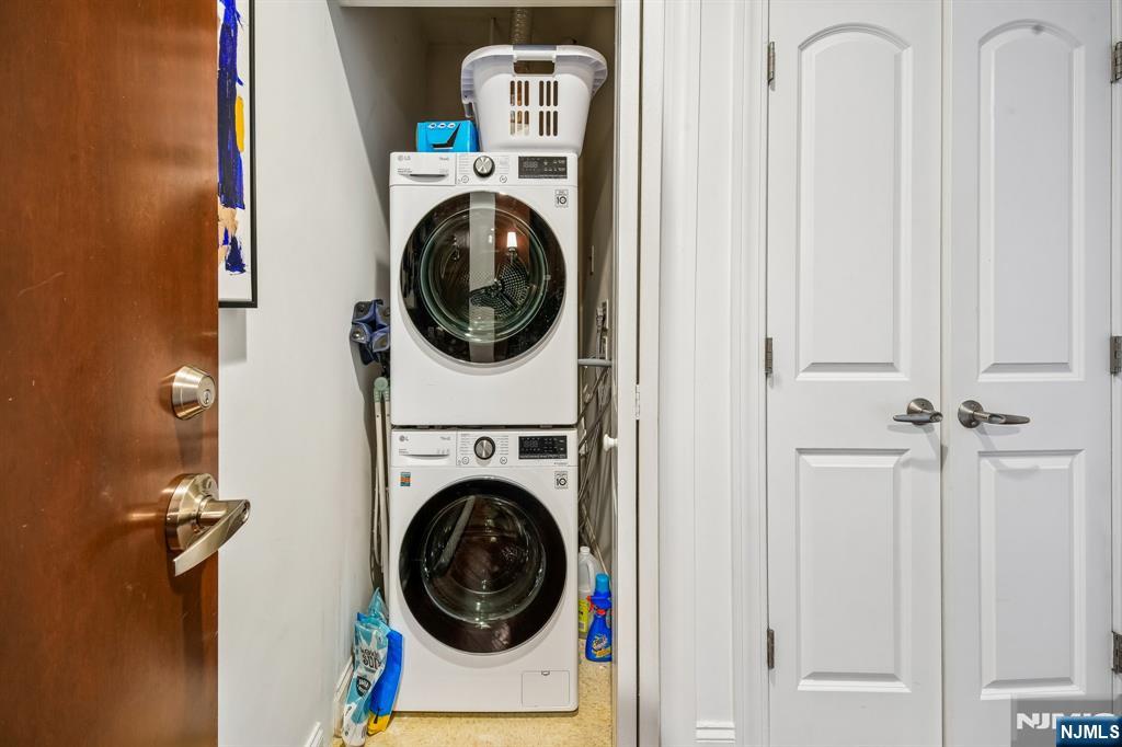 22 Ave At Port Imperial 302