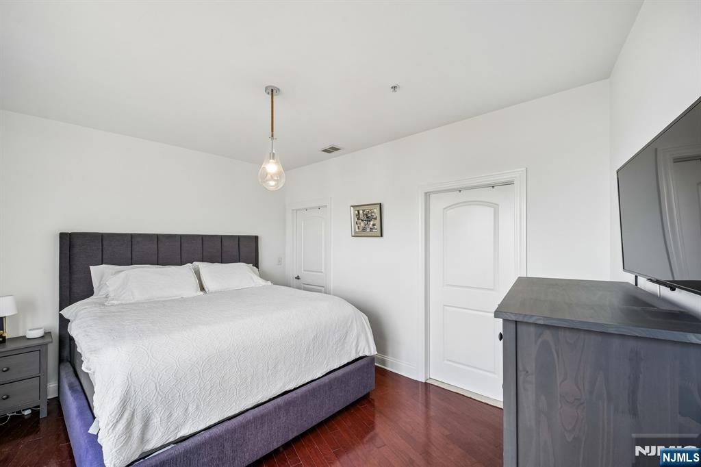 22 Ave At Port Imperial 302