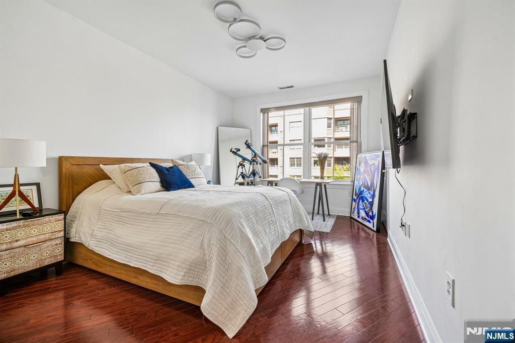 22 Ave At Port Imperial 302