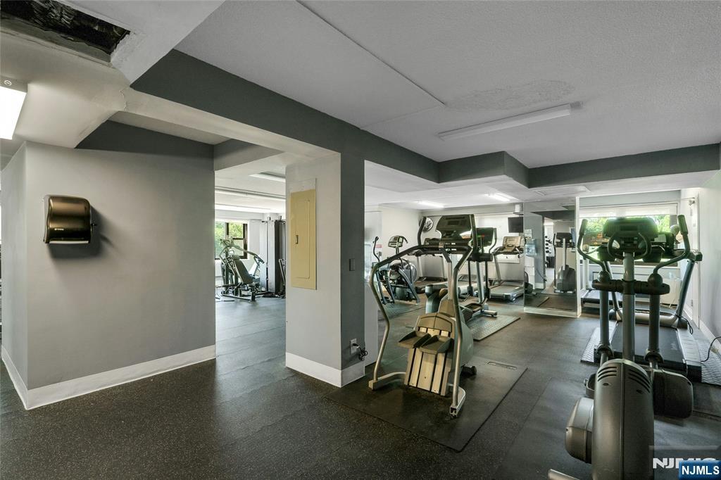 7855 Boulevard East 5K