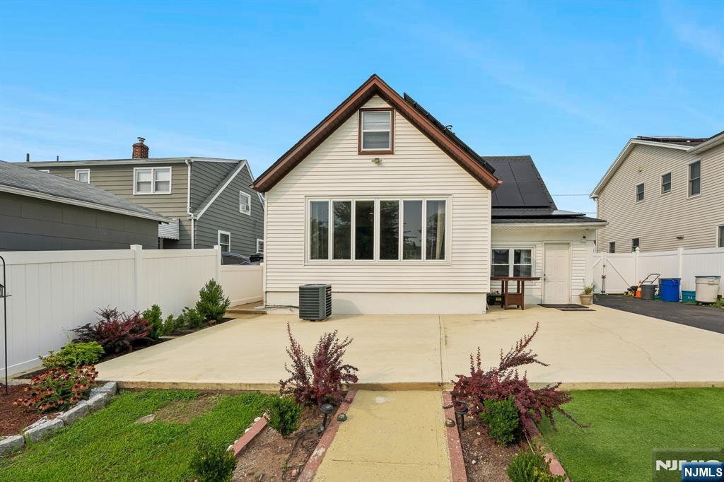 158 Charlton Avenue