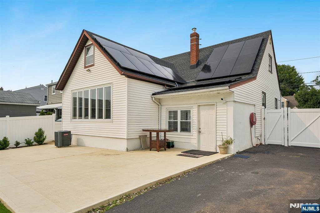 158 Charlton Avenue