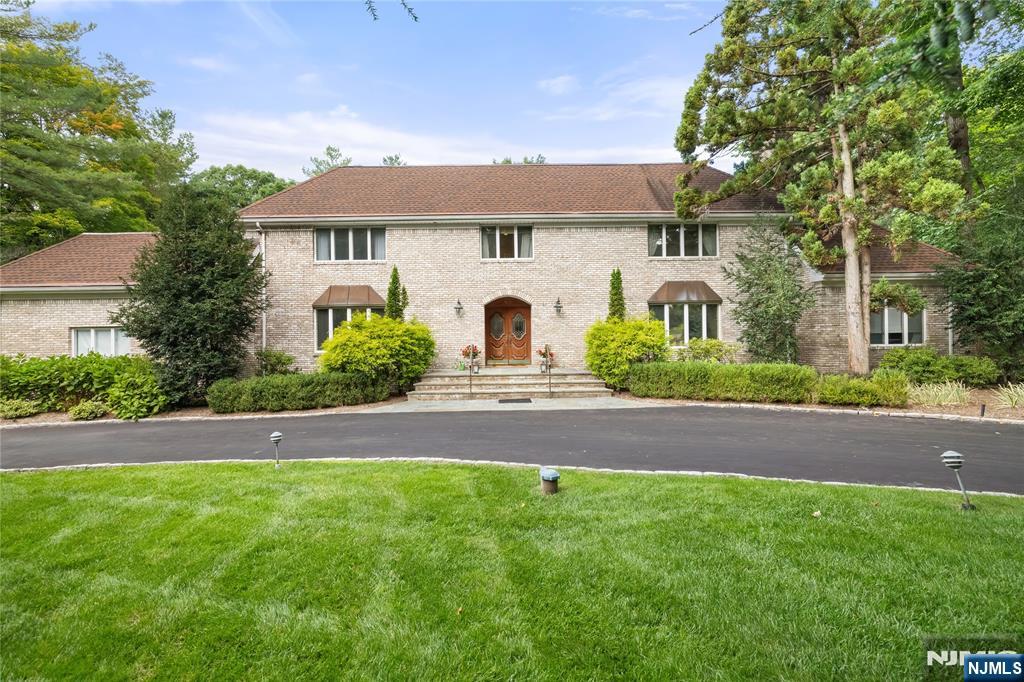 963 Huron Road