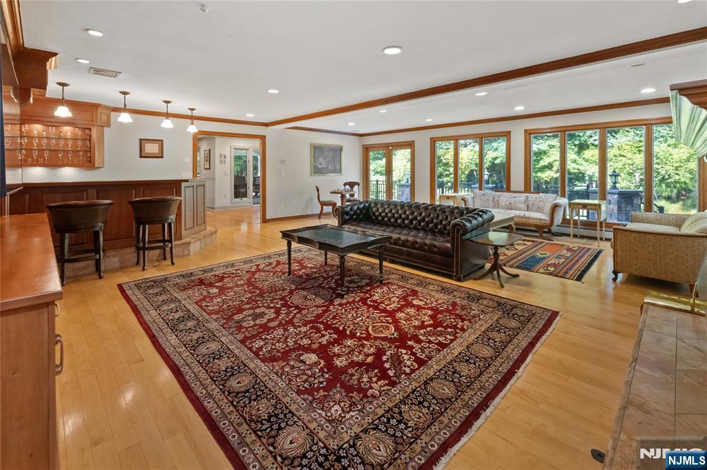 963 Huron Road