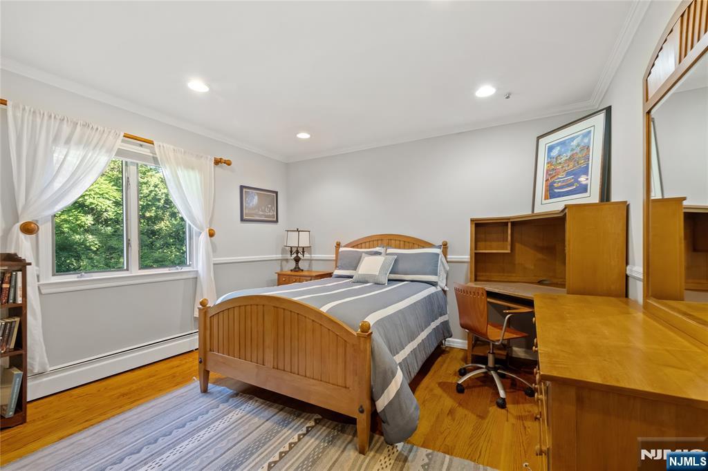963 Huron Road