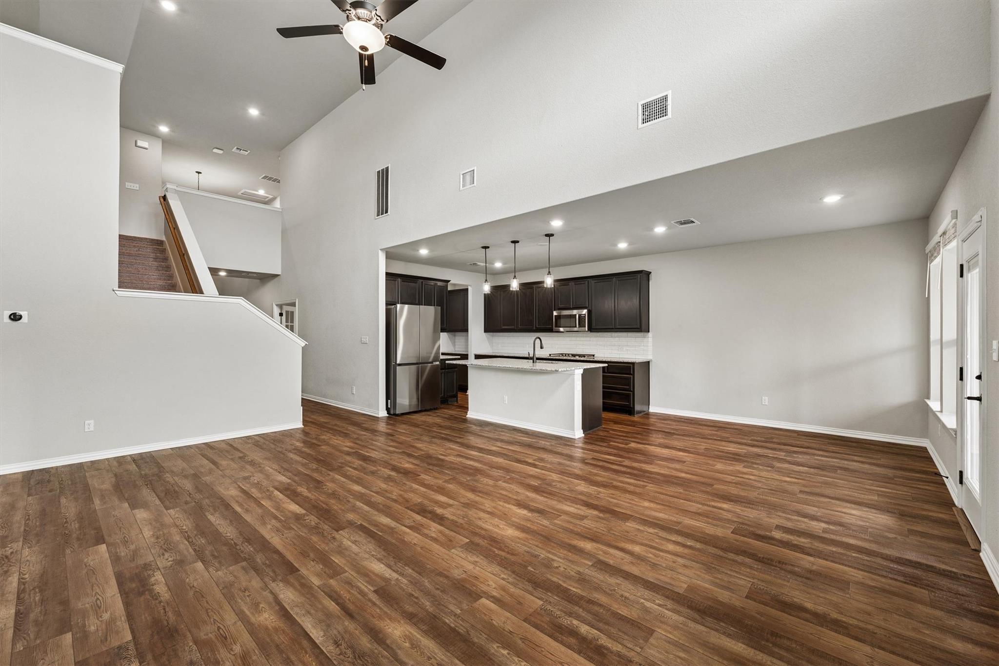 324 Autumn Oak WAY