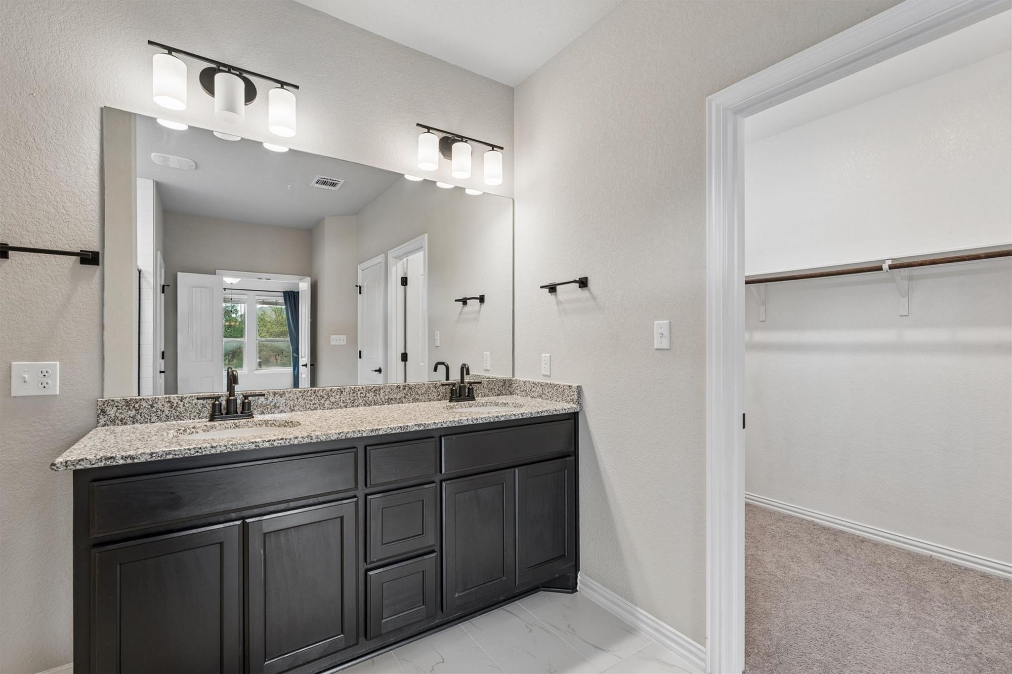 324 Autumn Oak WAY