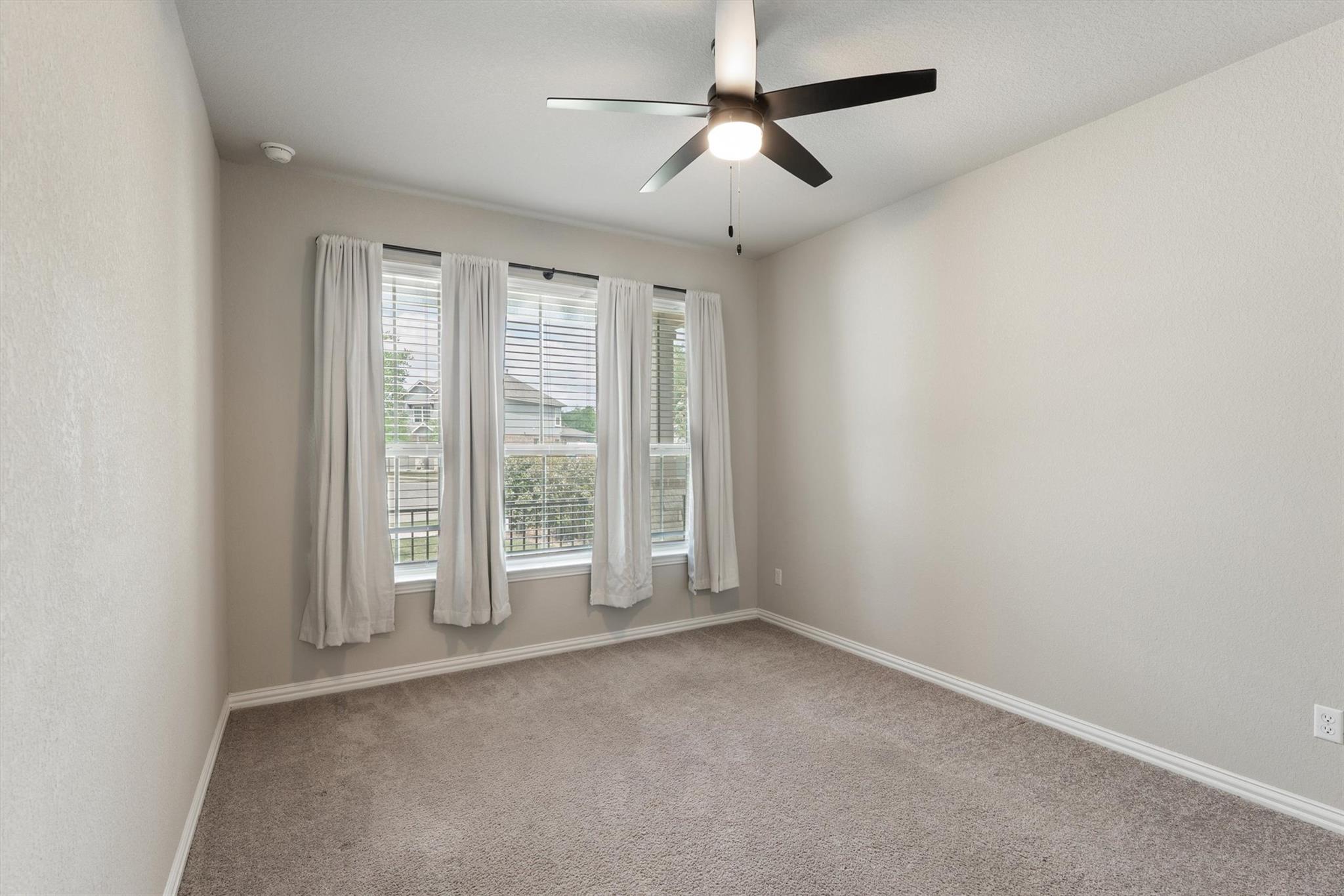 324 Autumn Oak WAY