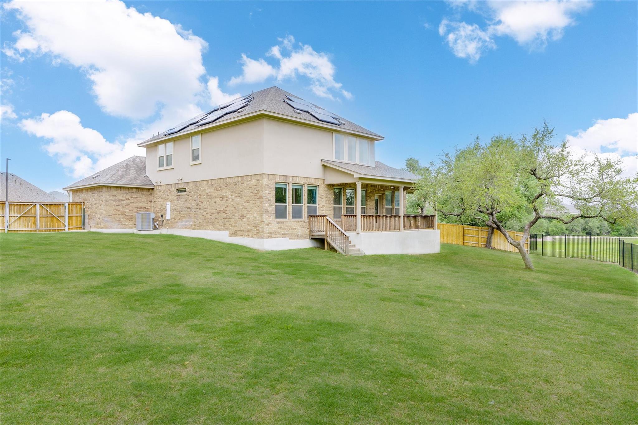 324 Autumn Oak WAY