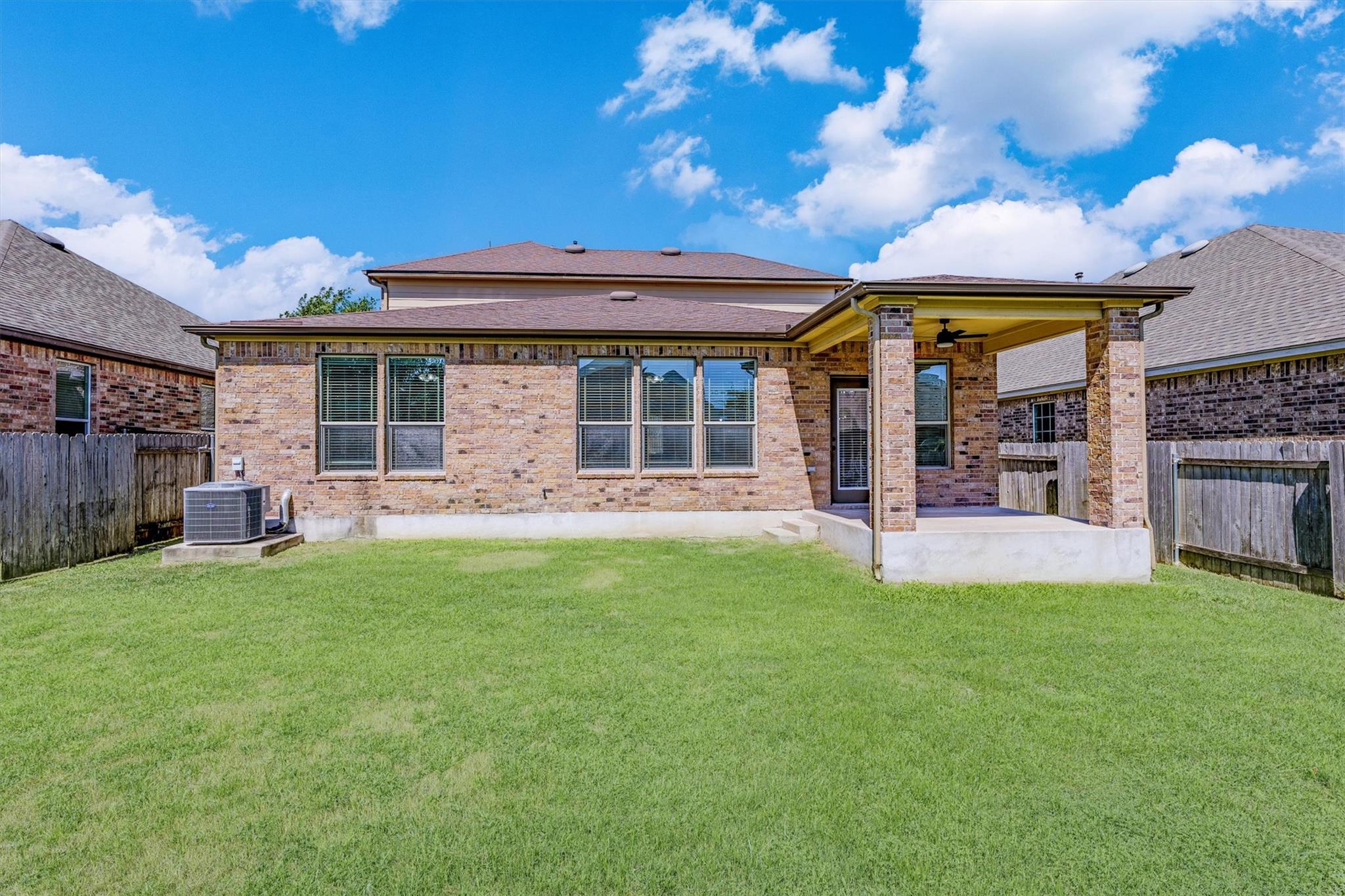 1408 Reklaw LN