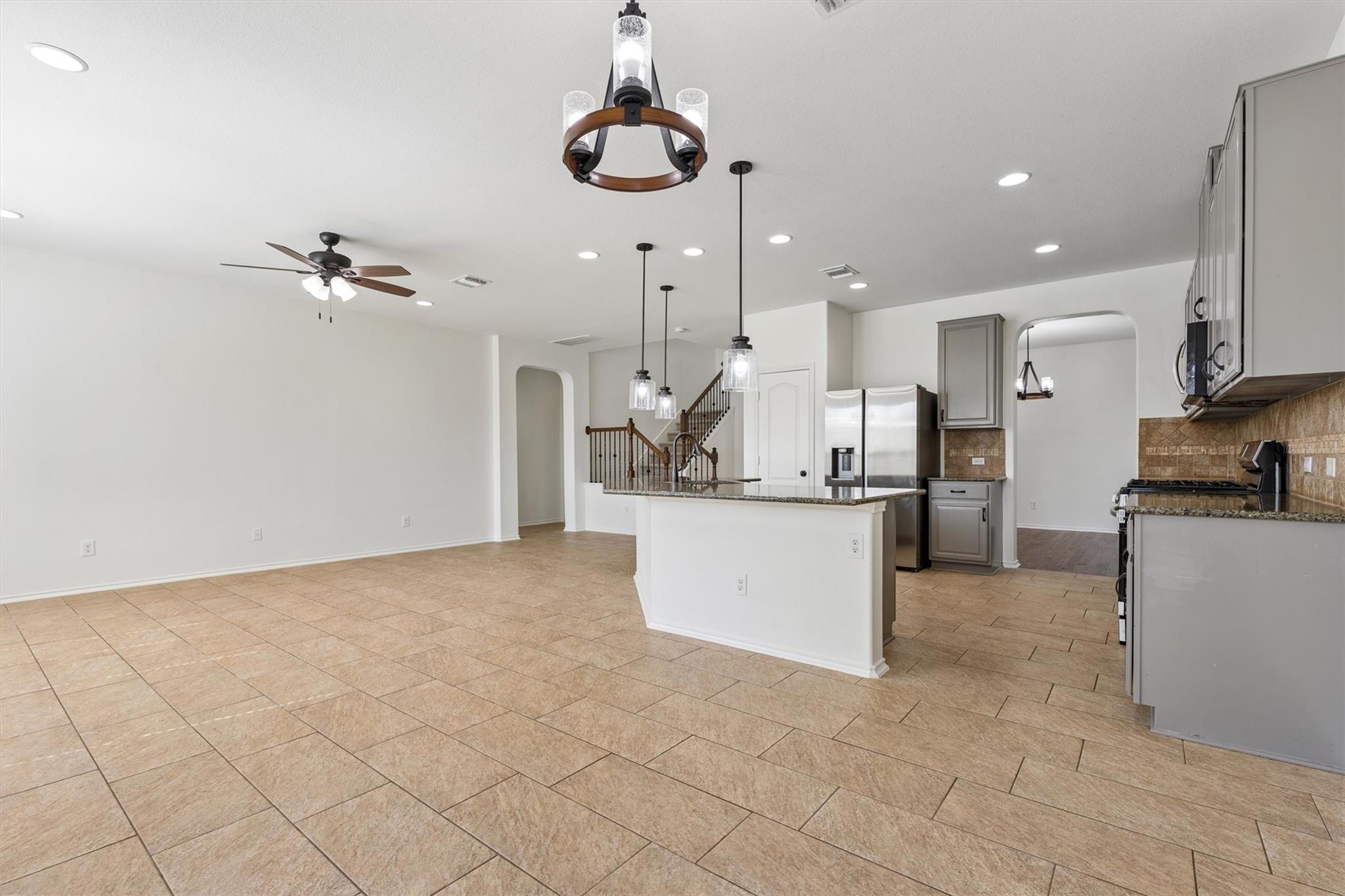 1408 Reklaw LN
