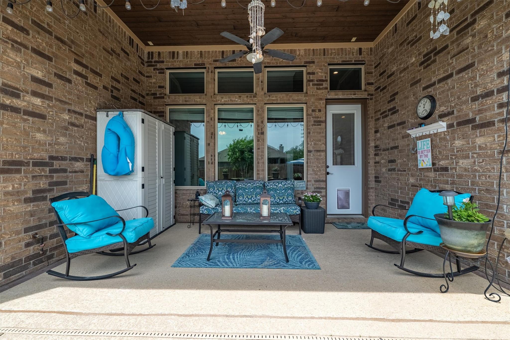 1004 Hezekiah LN
