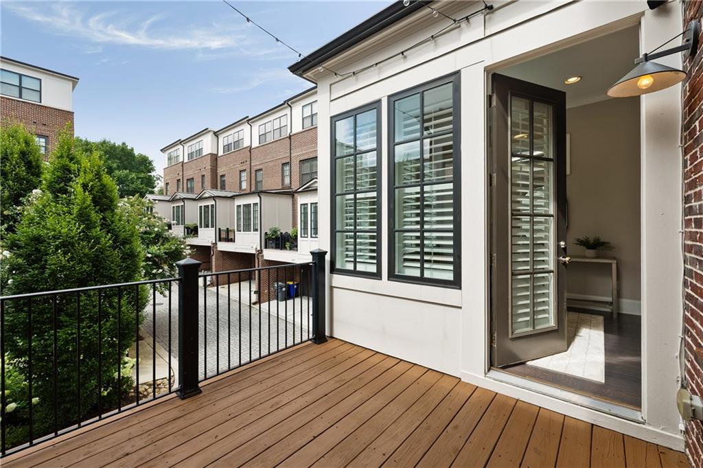 345 Glen Iris Drive NE Unit 5