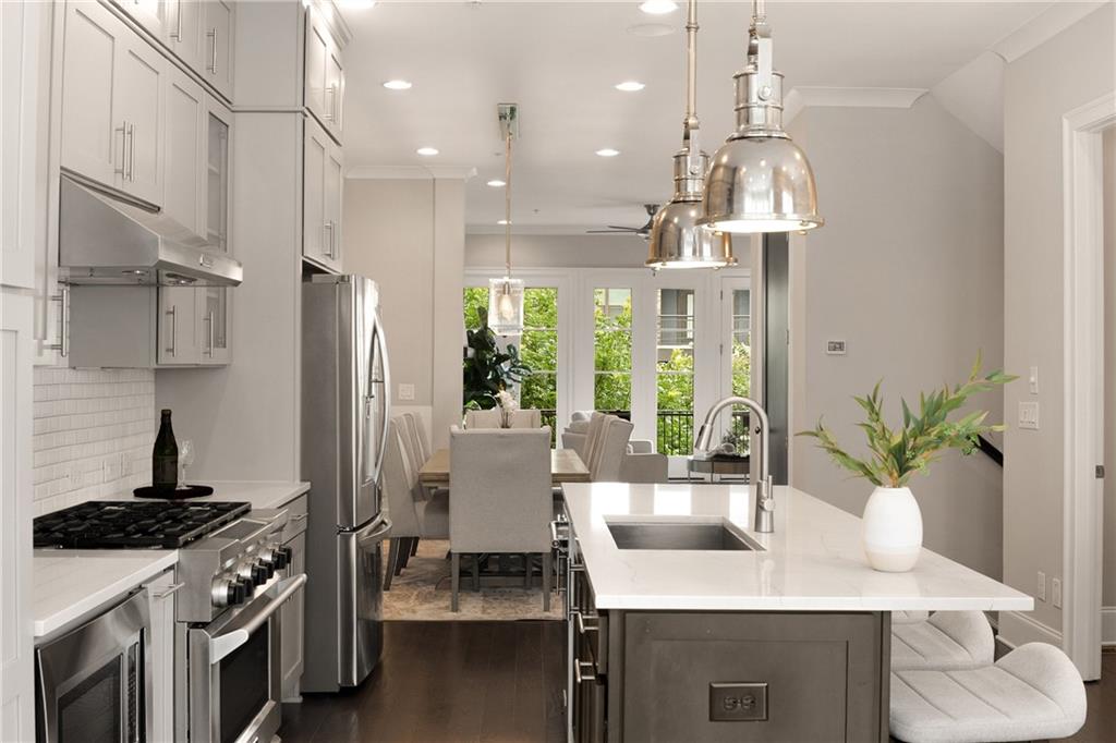 345 Glen Iris Drive NE Unit 5