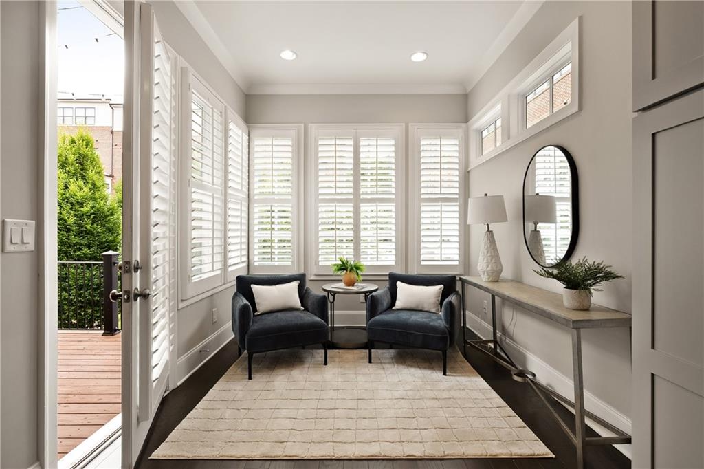 345 Glen Iris Drive NE Unit 5