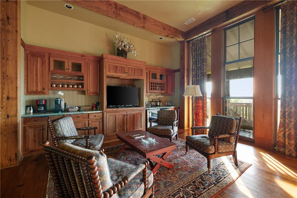 1300 Retreat Road