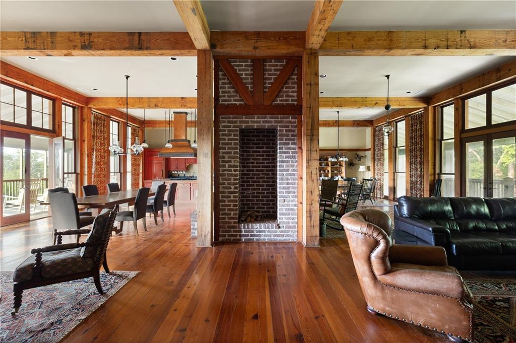 1300 Retreat Road