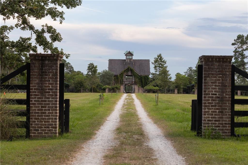 1300 Retreat Road