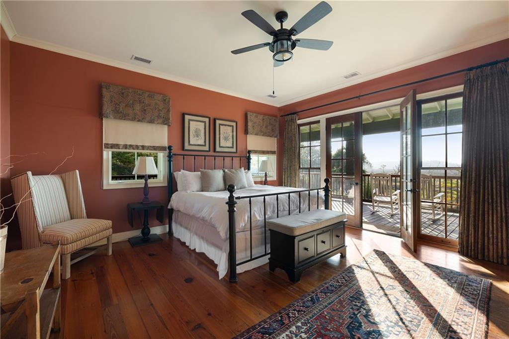 1300 Retreat Road