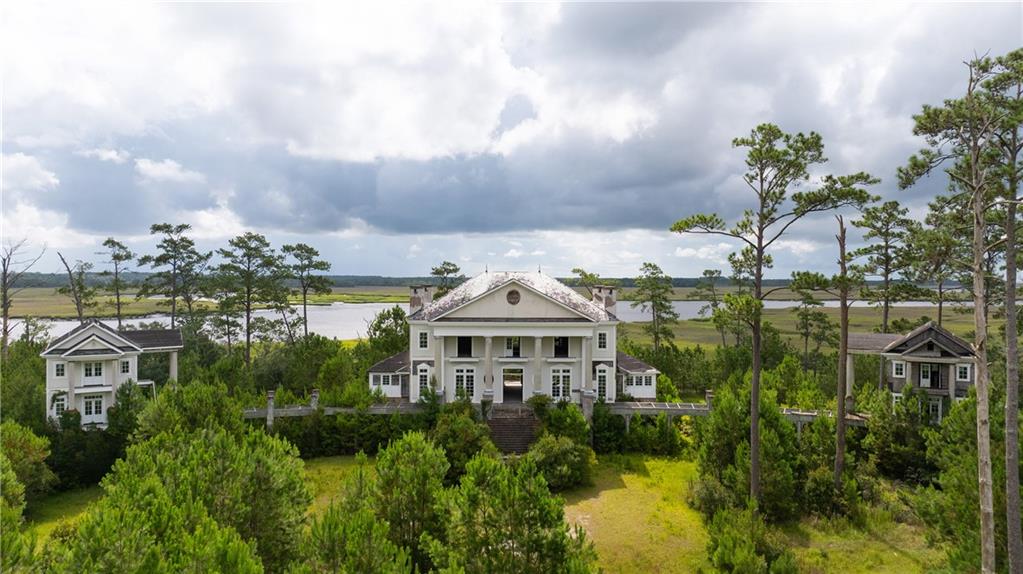 1300 Retreat Road