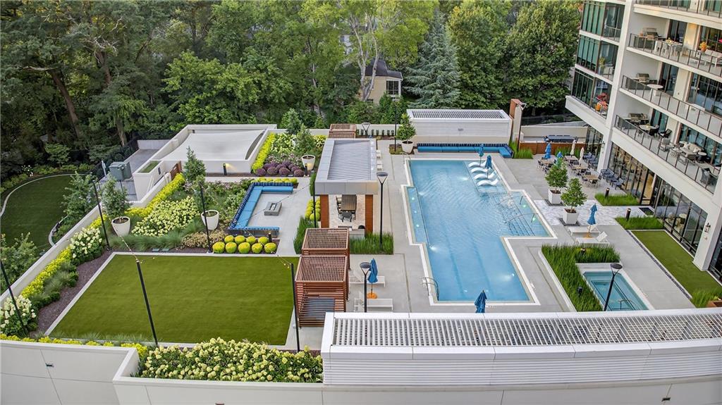 2520 Peachtree Road NW Unit 903