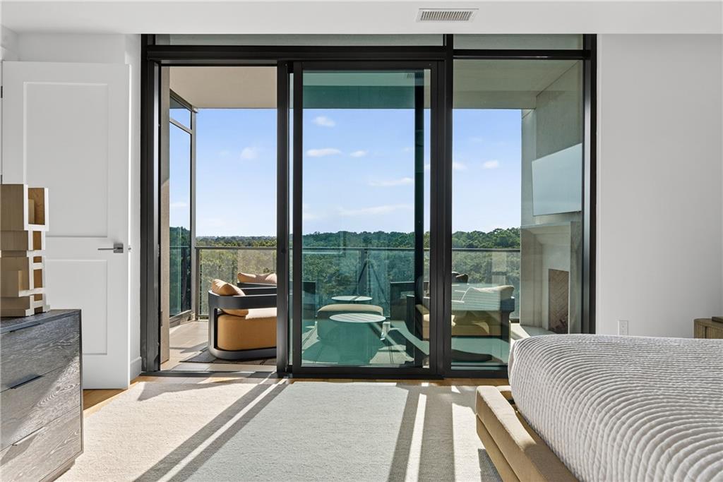 2520 Peachtree Road NW Unit 903