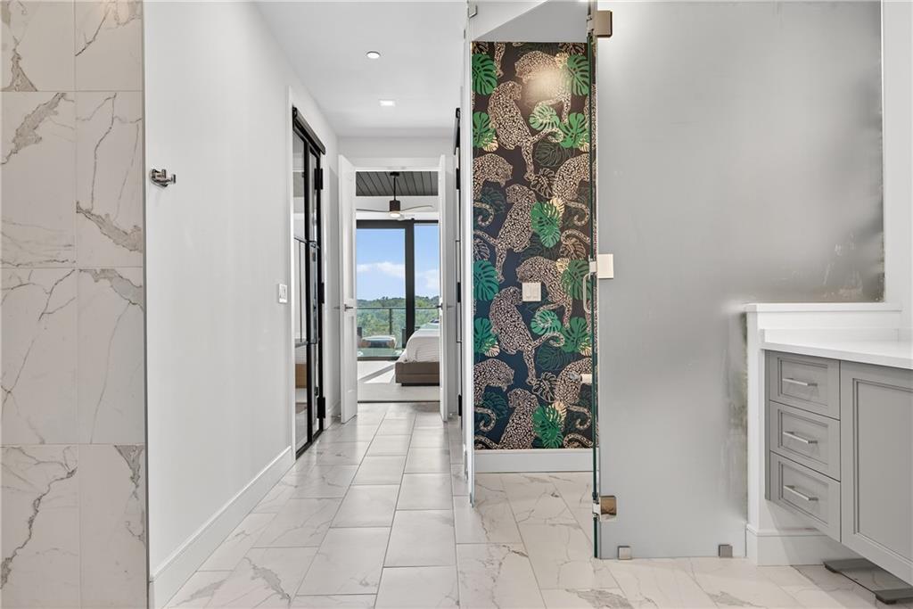 2520 Peachtree Road NW Unit 903