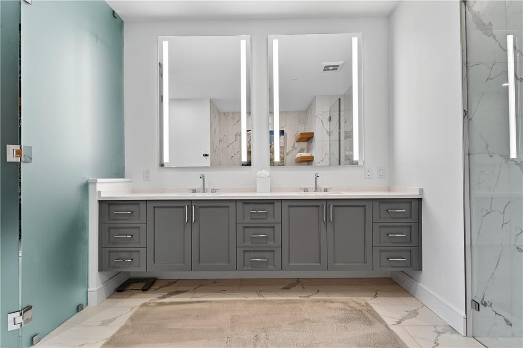 2520 Peachtree Road NW Unit 903