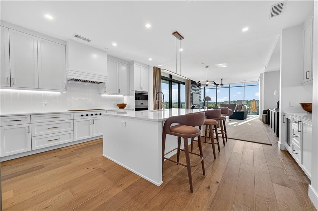 2520 Peachtree Road NW Unit 903