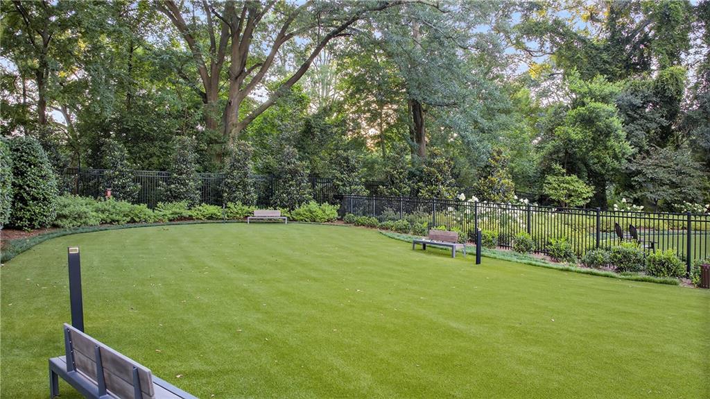 2520 Peachtree Road NW Unit 903