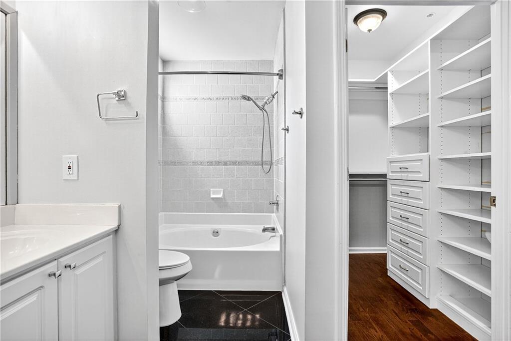 3334 Peachtree Road NE Unit 103