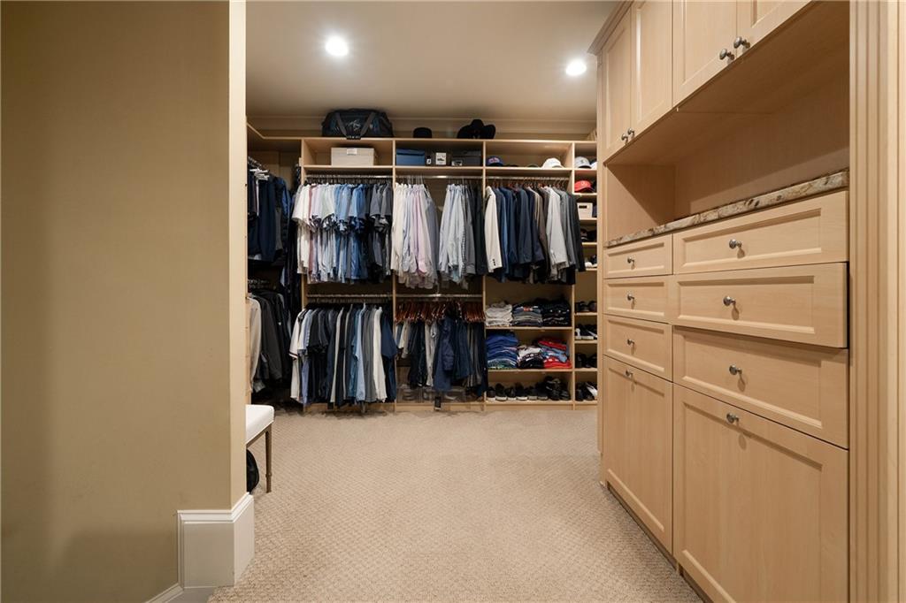 4136 N Stratford Road NE