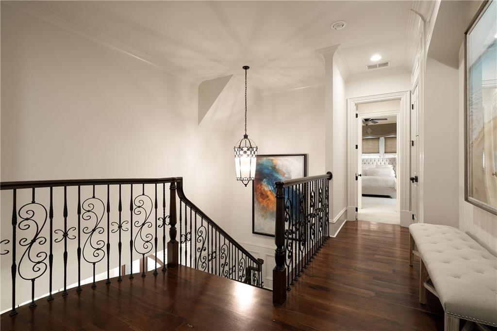 4136 N Stratford Road NE