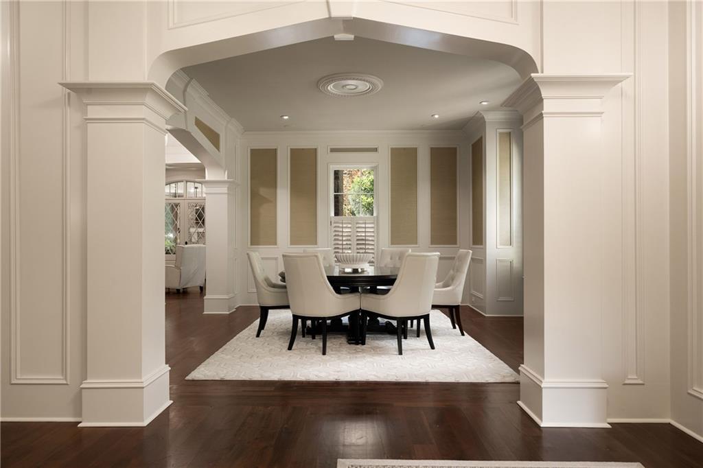 4136 N Stratford Road NE