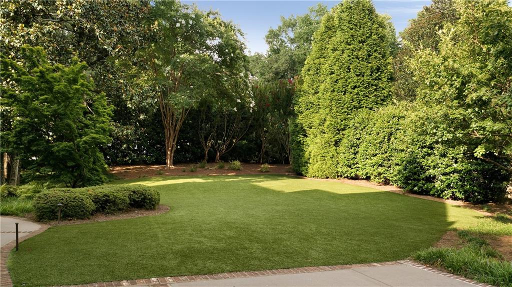 4136 N Stratford Road NE