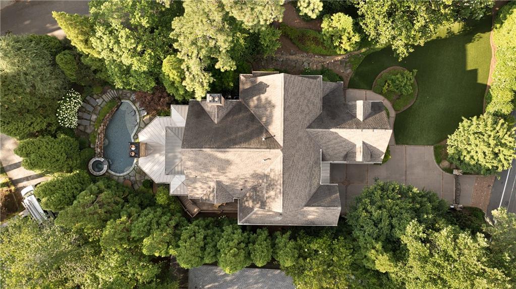 4136 N Stratford Road NE