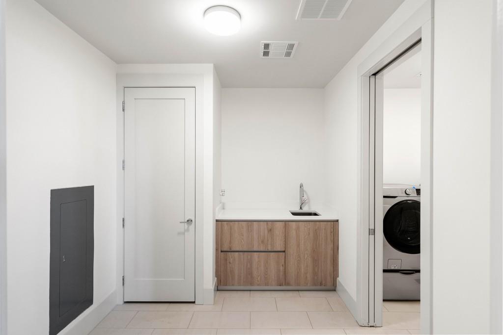 3107 Peachtree Road NE Unit 1502